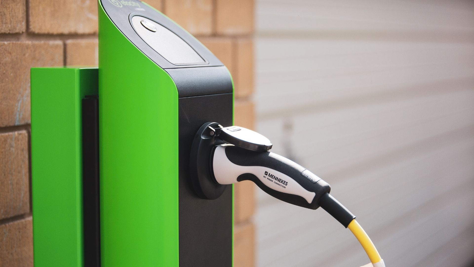 Elocity zarządza już ponad 500 stacjami ładowania samochodów elektrycznych